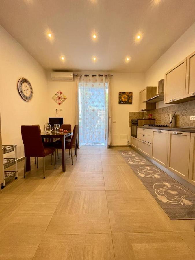 Lilibet Apartment Palermo Luaran gambar